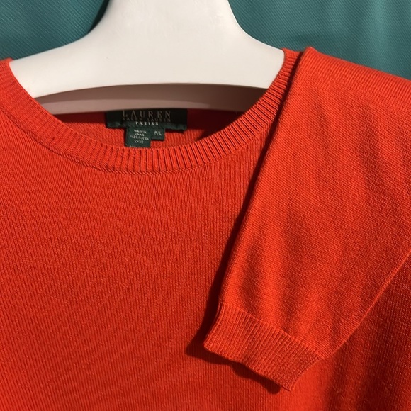 Persimmon colored silk and cashmere sweater - Picture 4 of 6